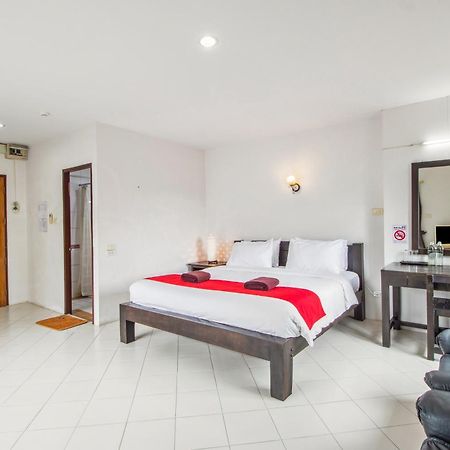 Budget Stars Hotel Chiang Mai Exterior photo