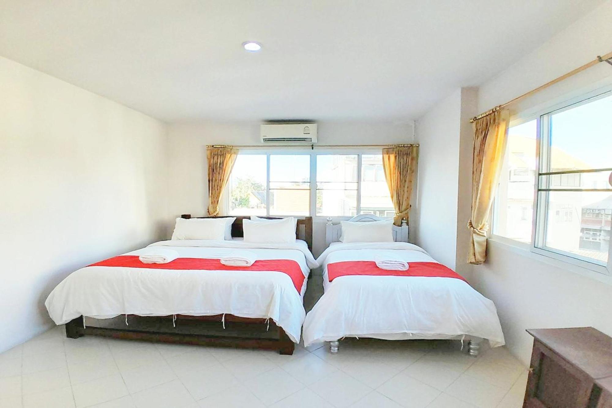 Budget Stars Hotel Chiang Mai Exterior photo
