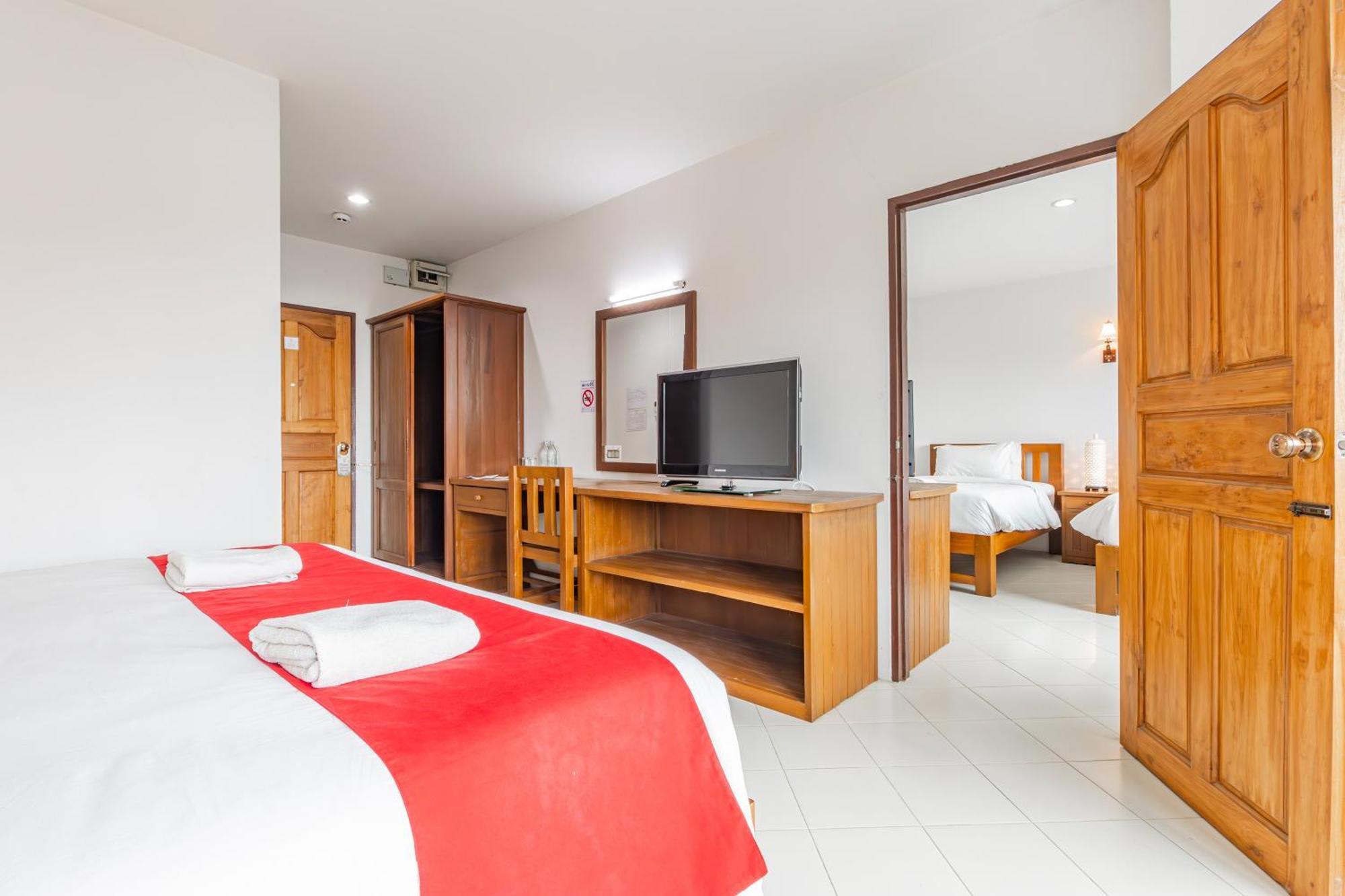 Budget Stars Hotel Chiang Mai Exterior photo