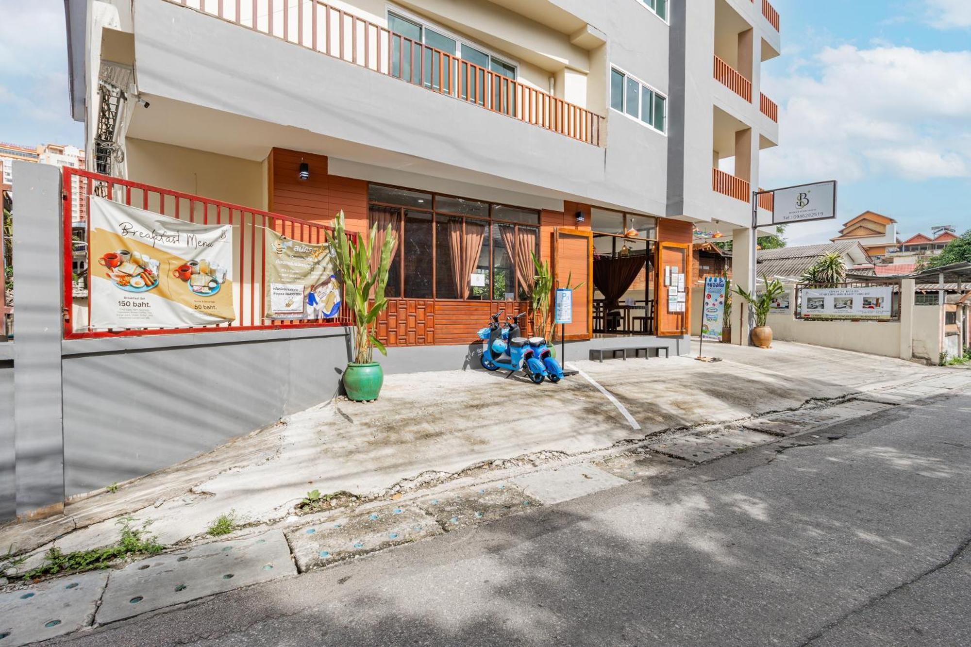 Budget Stars Hotel Chiang Mai Exterior photo