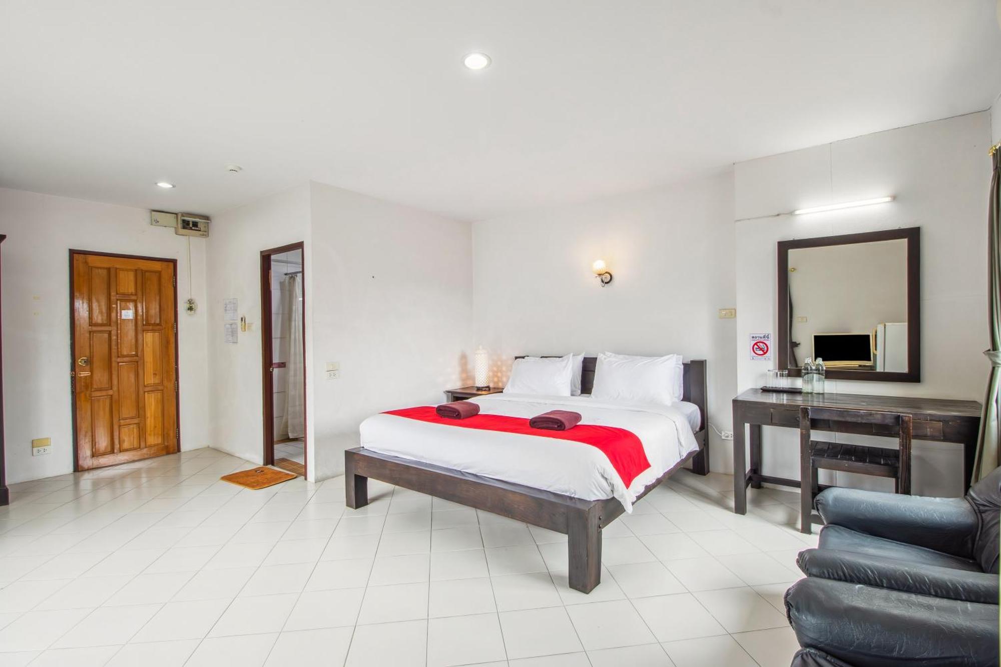 Budget Stars Hotel Chiang Mai Exterior photo